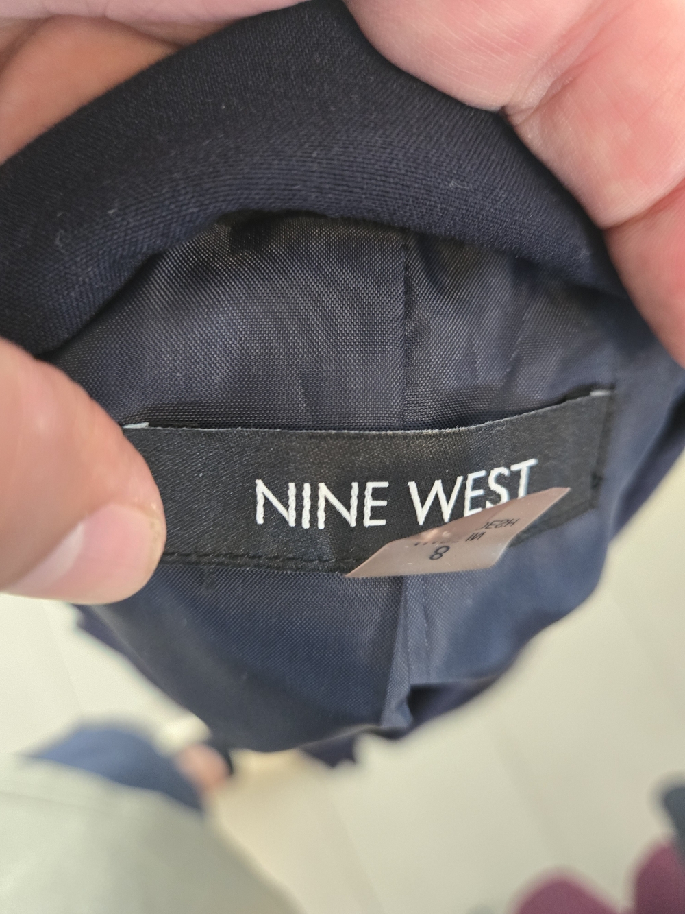 NINE WEST NAVY BLUE POLYESTER BLEND SUIT - Skirt & Blazer - SIZE 8 - Picture 12 of 13